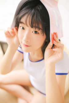 图书馆的女朋友免费观看